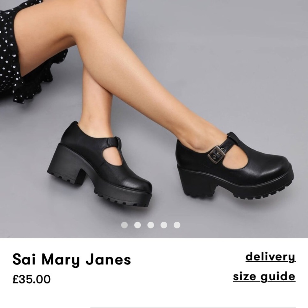 Chunky Mary Jane Heels